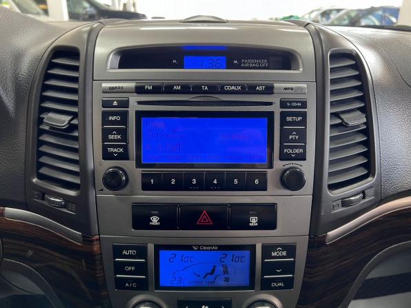 Hyundai Santa Fe II Рестайлинг с пробегом 2010 года, цена 1 095 000 рублей, 198094 км, внедорожник, Автокод Объявления