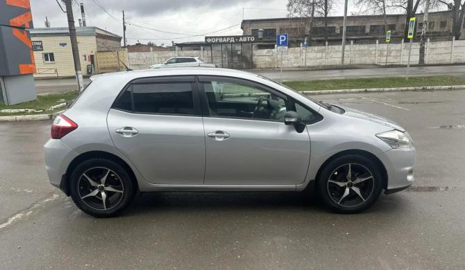 Toyota Auris I Рестайлинг с пробегом 2011 года, цена 910 000 рублей, 118000 км, хэтчбек, Автокод Объявления