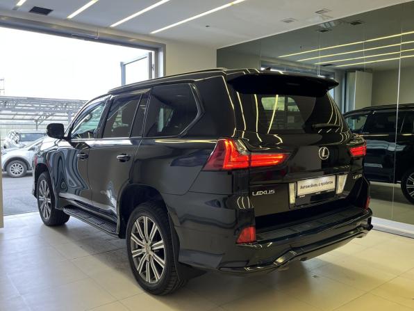 Lexus LX III Рестайлинг 2 с пробегом 2017 года, цена 7 900 000 рублей, 160000 км, внедорожник, Автокод Объявления