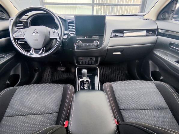 Mitsubishi Outlander III Рестайлинг 3 с пробегом 2019 года, цена 1 989 000 рублей, 115475 км, внедорожник, Автокод Объявления
