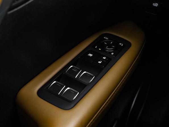 Lexus RX IV Рестайлинг с пробегом 2020 года, цена 3 799 000 рублей, 227040 км, внедорожник, Автокод Объявления