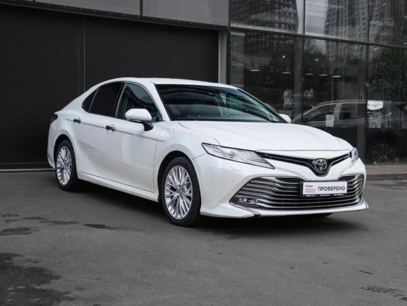 Toyota Camry VIII (XV70) с пробегом 2019 года, цена 2 850 000 рублей, 126873 км, седан, Автокод Объявления