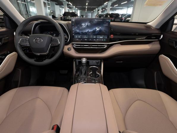 Toyota Highlander IV (XU70) с пробегом 2026 года, цена 5 600 000 рублей, 50 км, внедорожник, Автокод Объявления