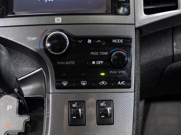 Toyota Venza I Рестайлинг с пробегом 2013 года, цена 2 299 000 рублей, 203657 км, внедорожник, Автокод Объявления