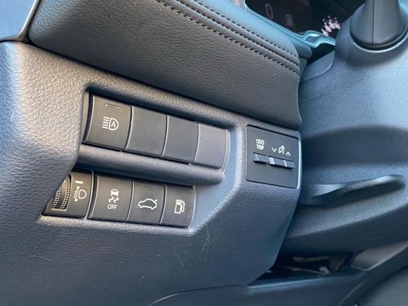 Toyota Avalon V с пробегом 2022 года, цена 3 599 000 рублей, 111118 км, седан, Автокод Объявления