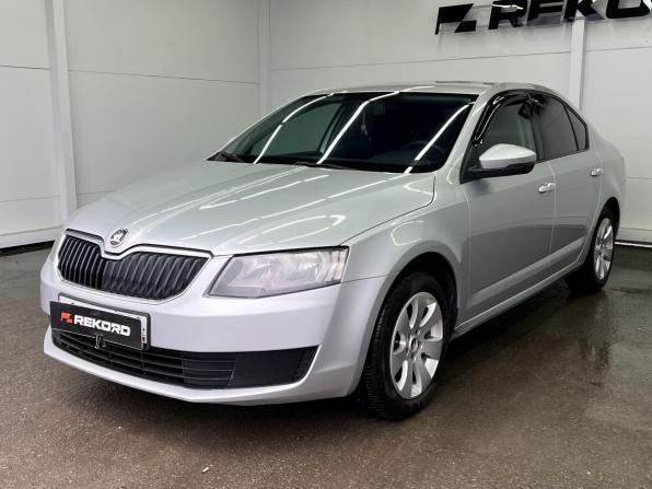 Skoda Octavia III (A7) с пробегом 2014 года, цена 1 279 000 рублей, 299850 км, лифтбек, Автокод Объявления