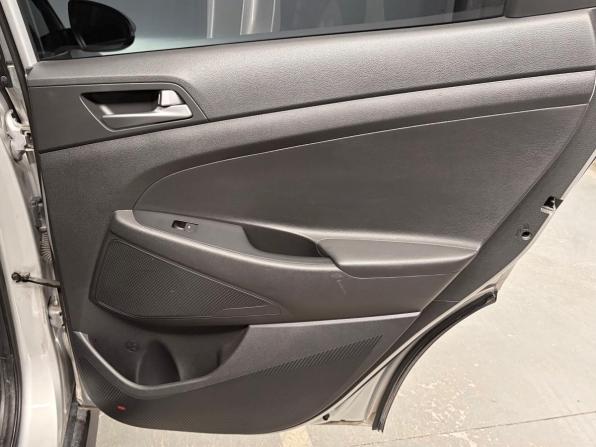 Hyundai Tucson III с пробегом 2017 года, цена 1 979 000 рублей, 96739 км, внедорожник, Автокод Объявления