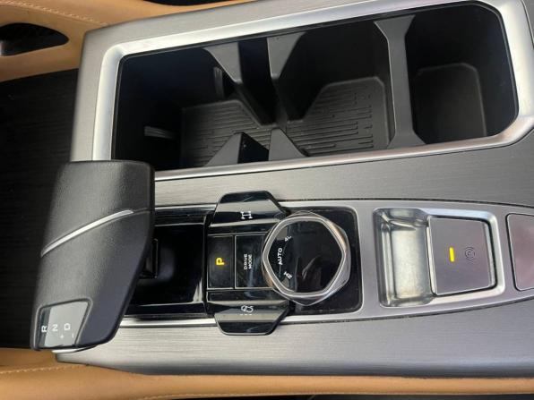 Changan Hunter Plus с пробегом 2023 года, цена 2 432 900 рублей, 130840 км, offers.body_type.unknown, Автокод Объявления