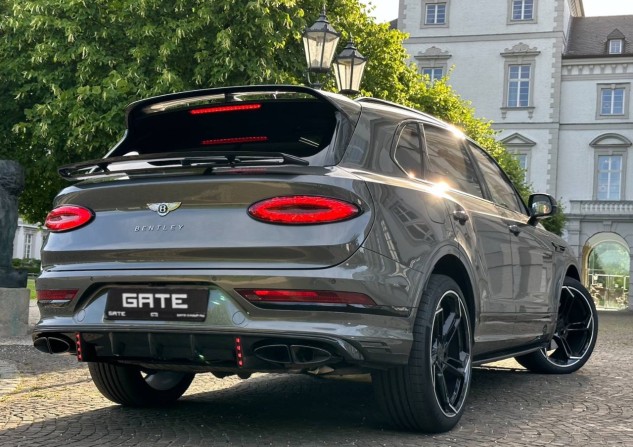 Новый Bentley Bentayga I Рестайлинг 2024 года, цена 51 064 000 рублей, внедорожник, Автокод Объявления