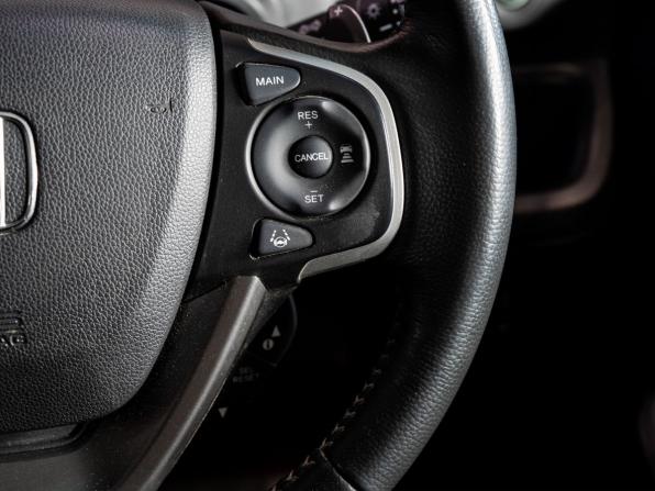 Honda Stepwgn V Рестайлинг с пробегом 2020 года, цена 2 360 000 рублей, 98700 км, минивэн, Автокод Объявления