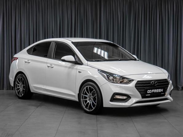 Hyundai Solaris II с пробегом 2017 года, цена 1 359 000 рублей, 80619 км, седан, Автокод Объявления