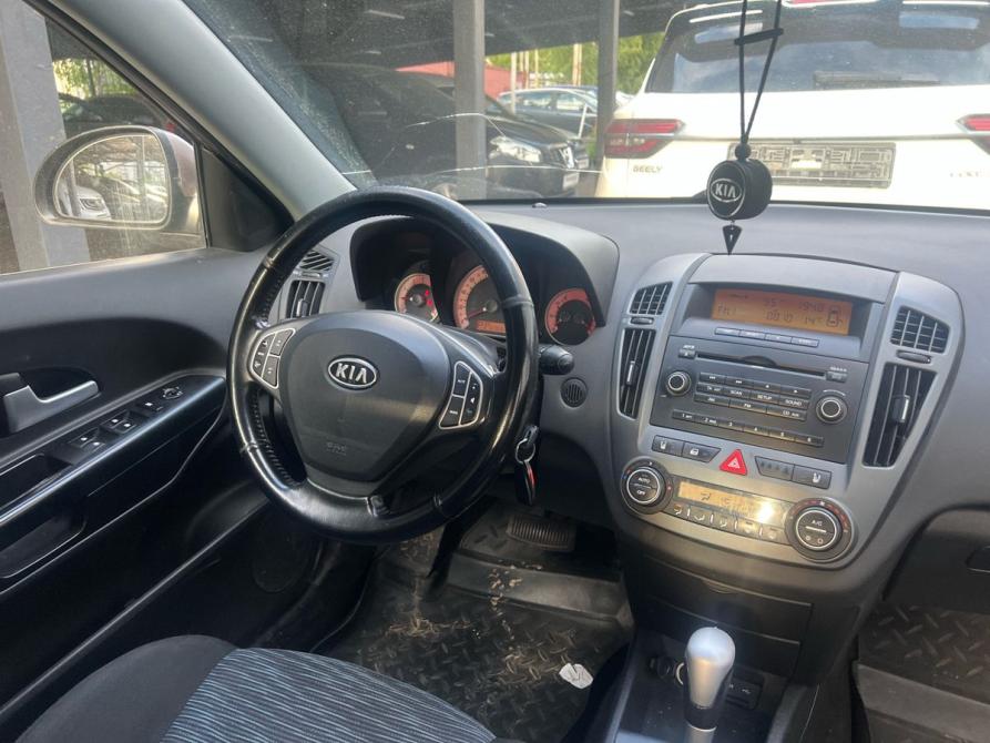 Kia Ceed I Санкт-Петербург  - изображение 7