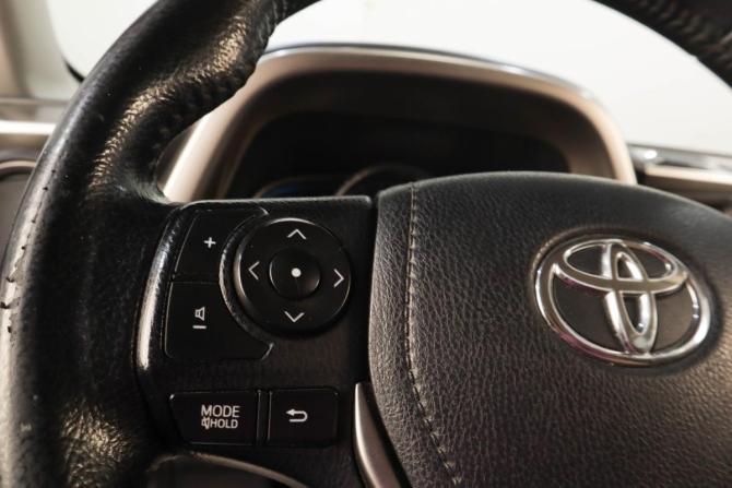 Toyota RAV4 IV (XA40) с пробегом 2012 года, цена 1 919 000 рублей, 274000 км, внедорожник, Автокод Объявления