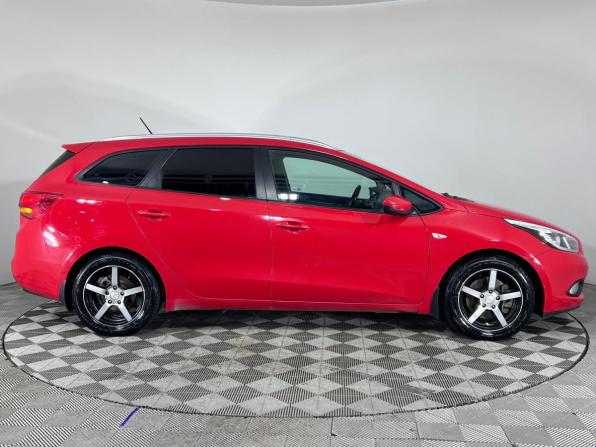 Kia Ceed II с пробегом 2015 года, цена 1 121 000 рублей, 158705 км, универсал, Автокод Объявления