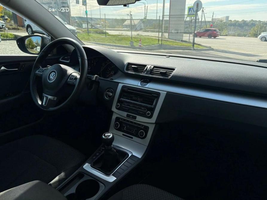 Volkswagen Passat B7 Крым  - изображение 16
