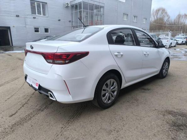 Kia Rio IV Рестайлинг с пробегом 2020 года, цена 1 267 889 рублей, 79034 км, седан, Автокод Объявления
