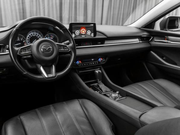 Mazda 6 III (GJ) Рестайлинг 2 с пробегом 2021 года, цена 2 890 000 рублей, 94389 км, седан, Автокод Объявления