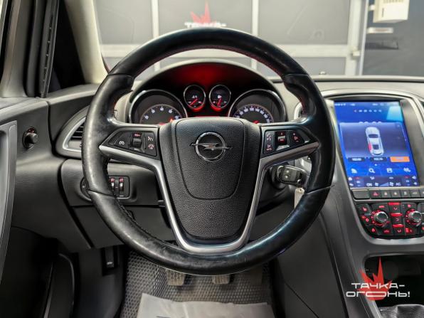 Opel Astra J Рестайлинг с пробегом 2013 года, цена 484 000 рублей, 308000 км, хэтчбек, Автокод Объявления