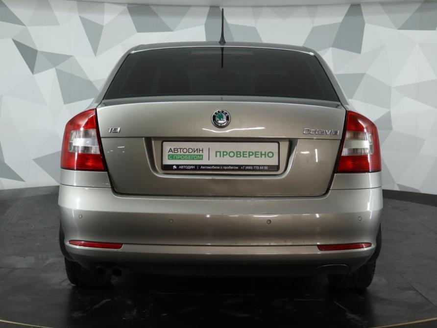 Skoda Octavia II (A5) Рестайлинг Москва  - изображение 6