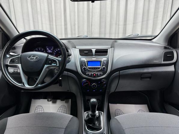 Hyundai Solaris I с пробегом 2013 года, цена 699 000 рублей, 158343 км, хэтчбек, Автокод Объявления