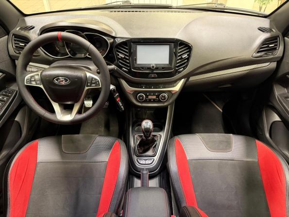 Lada (ВАЗ) Vesta I с пробегом 2019 года, цена 1 030 000 рублей, 142400 км, седан, Автокод Объявления