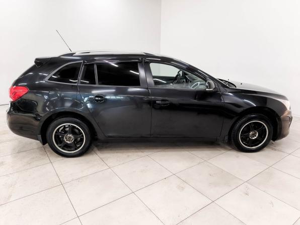 Chevrolet Cruze I Рестайлинг с пробегом 2015 года, цена 829 000 рублей, 64671 км, универсал, Автокод Объявления
