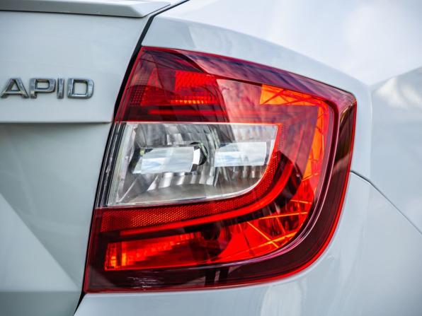 Skoda Rapid I Рестайлинг с пробегом 2017 года, цена 1 398 000 рублей, 115710 км, лифтбек, Автокод Объявления