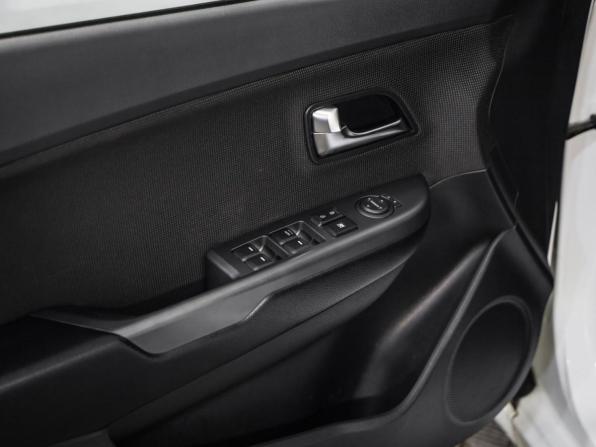 Kia Rio III Рестайлинг с пробегом 2016 года, цена 1 099 000 рублей, 91496 км, седан, Автокод Объявления