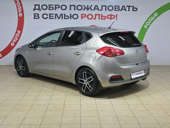 Kia Ceed II с пробегом 2015 года, цена 679 000 рублей, 240352 км, хэтчбек, Автокод Объявления