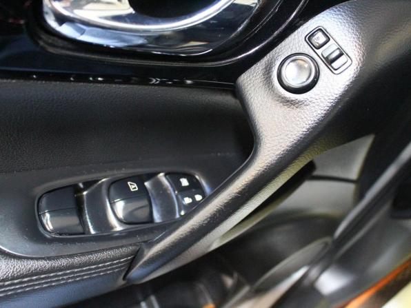 Nissan Qashqai II с пробегом 2016 года, цена 1 297 600 рублей, 124485 км, внедорожник, Автокод Объявления