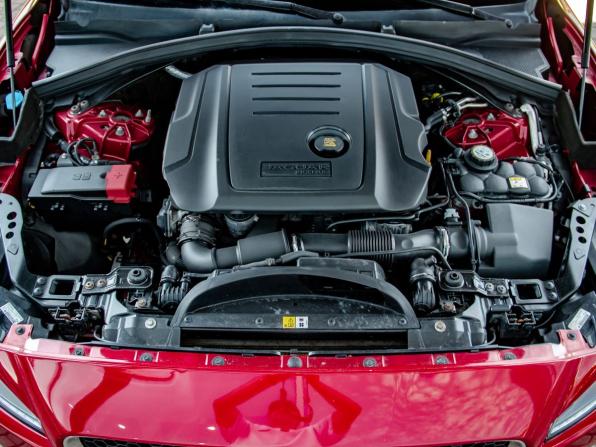 Jaguar F-Pace I с пробегом 2017 года, цена 2 220 000 рублей, 189687 км, внедорожник, Автокод Объявления