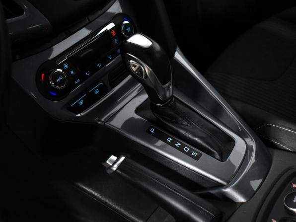 Ford Focus III с пробегом 2013 года, цена 999 000 рублей, 83117 км, универсал, Автокод Объявления