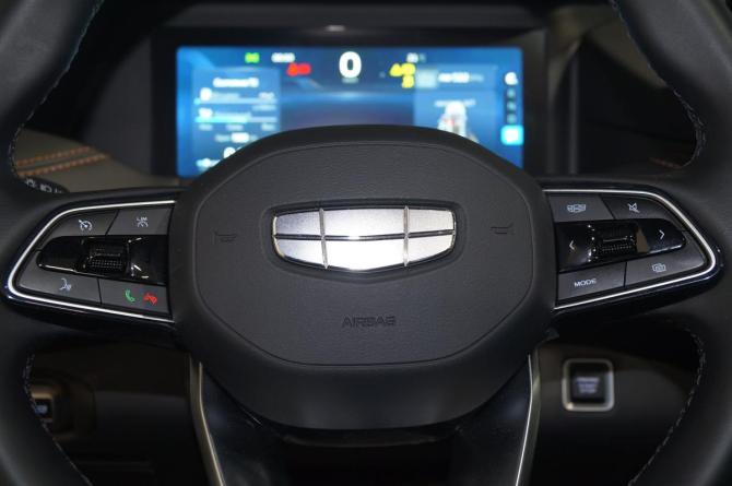 Geely Okavango I Рестайлинг с пробегом 2023 года, цена 2 800 000 рублей, 1303 км, внедорожник, Автокод Объявления