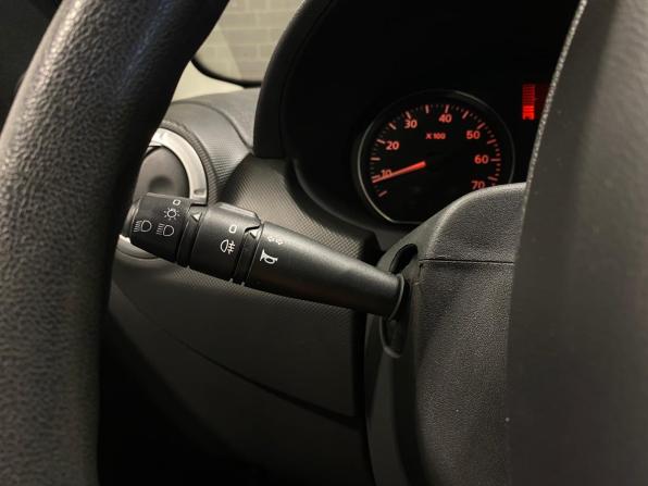 Renault Logan I Рестайлинг с пробегом 2013 года, цена 750 000 рублей, 29673 км, седан, Автокод Объявления