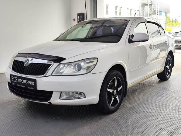 Skoda Octavia II (A5) Рестайлинг с пробегом 2012 года, цена 870 000 рублей, 180000 км, лифтбек, Автокод Объявления