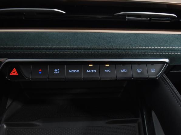 Geely Monjaro I с пробегом 2023 года, цена 3 048 790 рублей, 48778 км, внедорожник, Автокод Объявления