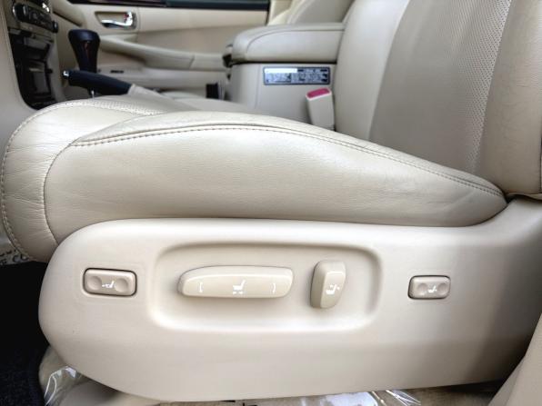 Lexus LX III с пробегом 2011 года, цена 5 800 000 рублей, 82630 км, внедорожник, Автокод Объявления