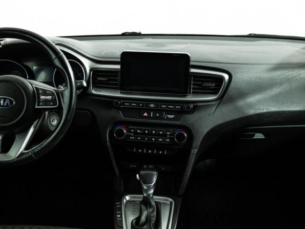 Kia Ceed III с пробегом 2020 года, цена 1 699 700 рублей, 81900 км, хэтчбек, Автокод Объявления