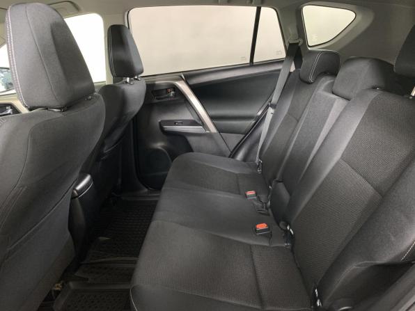 Toyota RAV4 IV (XA40) Рестайлинг с пробегом 2018 года, цена 2 180 000 рублей, 109366 км, внедорожник, Автокод Объявления