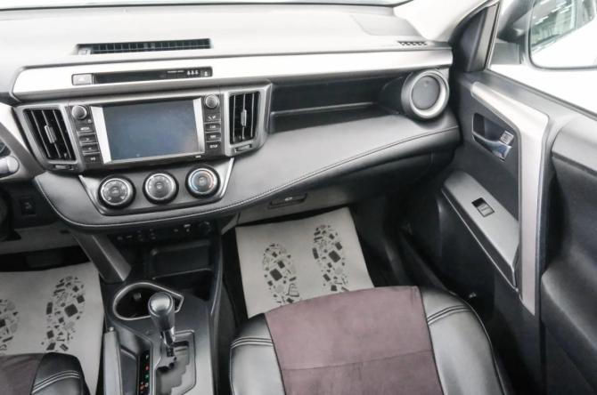 Toyota RAV4 IV (XA40) Рестайлинг с пробегом 2017 года, цена 2 849 000 рублей, 84000 км, внедорожник, Автокод Объявления