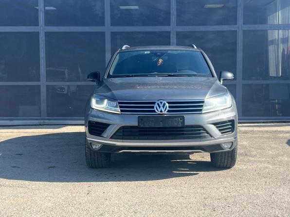 Volkswagen Touareg II Рестайлинг с пробегом 2017 года, цена 2 750 000 рублей, 272000 км, внедорожник, Автокод Объявления