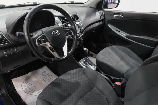 Hyundai Solaris I с пробегом 2012 года, цена 849 000 рублей, 149400 км, хэтчбек, Автокод Объявления