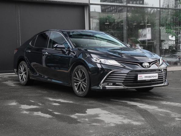 Toyota Camry VIII (XV70) Рестайлинг с пробегом 2023 года, цена 3 650 000 рублей, 23071 км, седан, Автокод Объявления