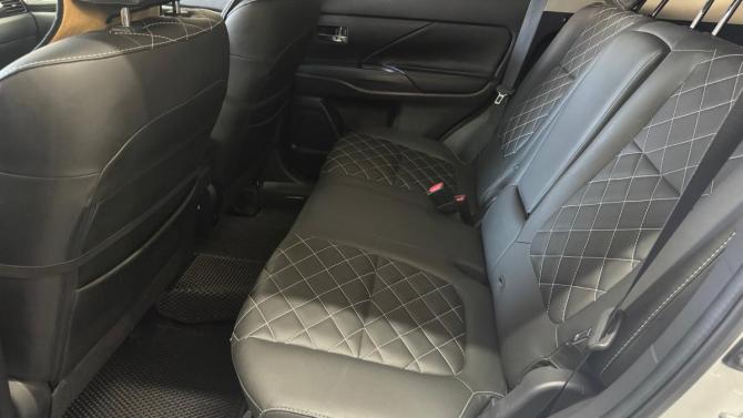 Mitsubishi Outlander III Рестайлинг 3 с пробегом 2022 года, цена 2 653 100 рублей, 51765 км, внедорожник, Автокод Объявления