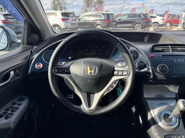 Honda Civic VIII Рестайлинг с пробегом 2008 года, цена 495 000 рублей, 245734 км, хэтчбек, Автокод Объявления