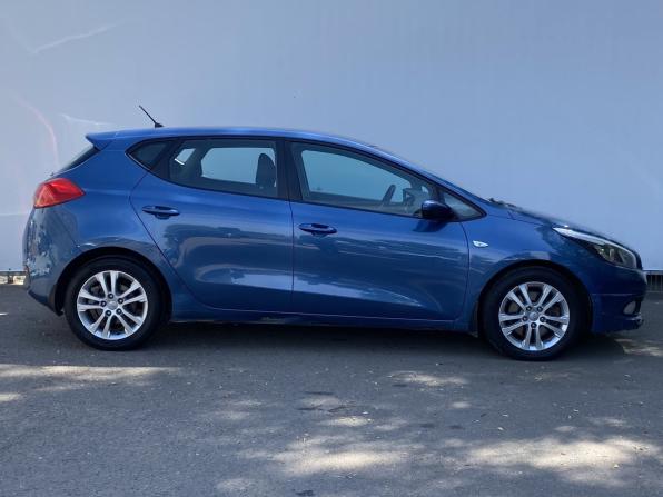 Kia Ceed II с пробегом 2014 года, цена 990 000 рублей, 269029 км, хэтчбек, Автокод Объявления