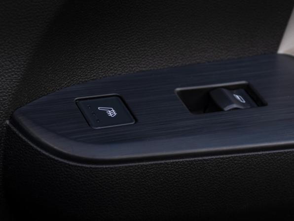 Haval Jolion I Рестайлинг с пробегом 2024 года, цена 2 438 000 рублей, 37460 км, внедорожник, Автокод Объявления