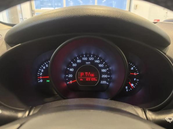 Kia Soul II Рестайлинг с пробегом 2017 года, цена 1 329 000 рублей, 123107 км, хэтчбек, Автокод Объявления