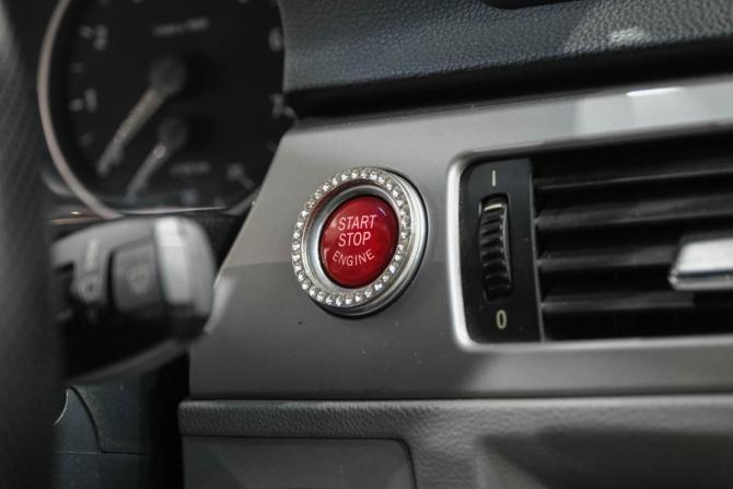 BMW 3 серии V (E90/E91/E92/E93) с пробегом 2005 года, цена 929 000 рублей, 31000 км, седан, Автокод Объявления