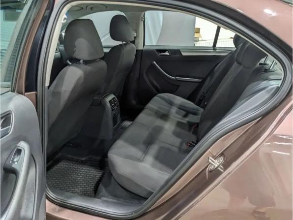 Volkswagen Jetta VI Рестайлинг с пробегом 2014 года, цена 850 000 рублей, 246000 км, седан, Автокод Объявления